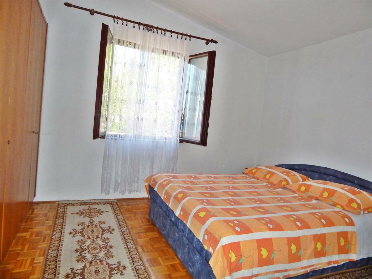 Apartment Kovacic Omiš Екстериор снимка