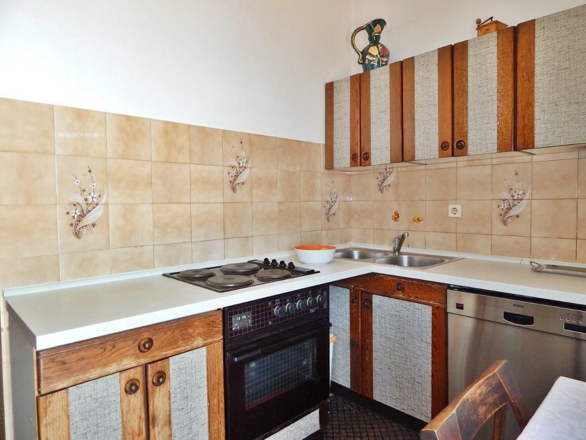 Apartment Kovacic Omiš Екстериор снимка