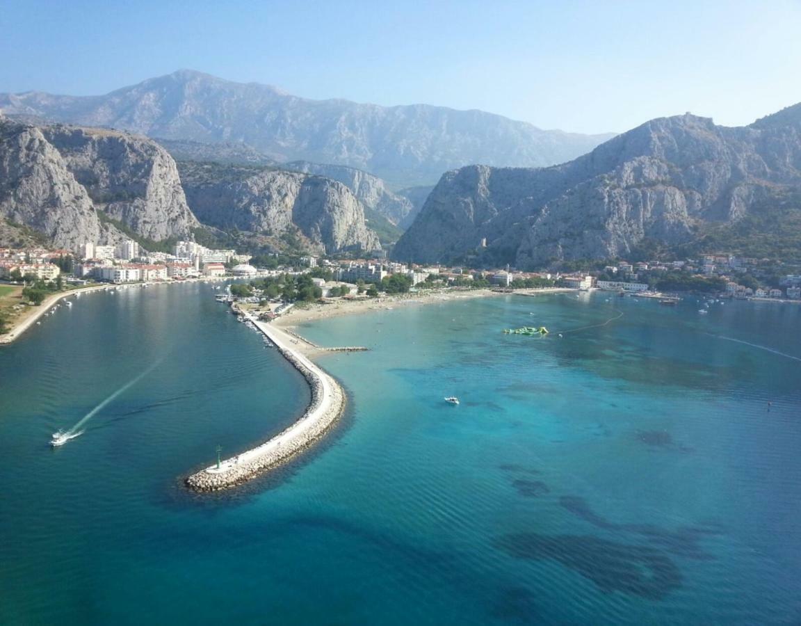 Apartment Kovacic Omiš Екстериор снимка