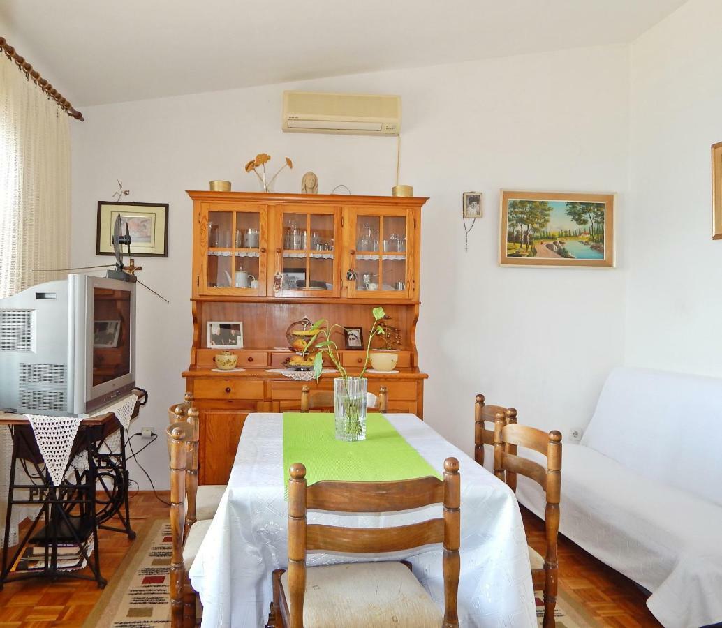 Apartment Kovacic Omiš Екстериор снимка